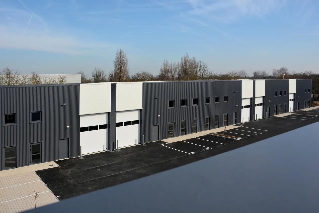 logistics - Activités / Bureaux À Louer - gallery - 5