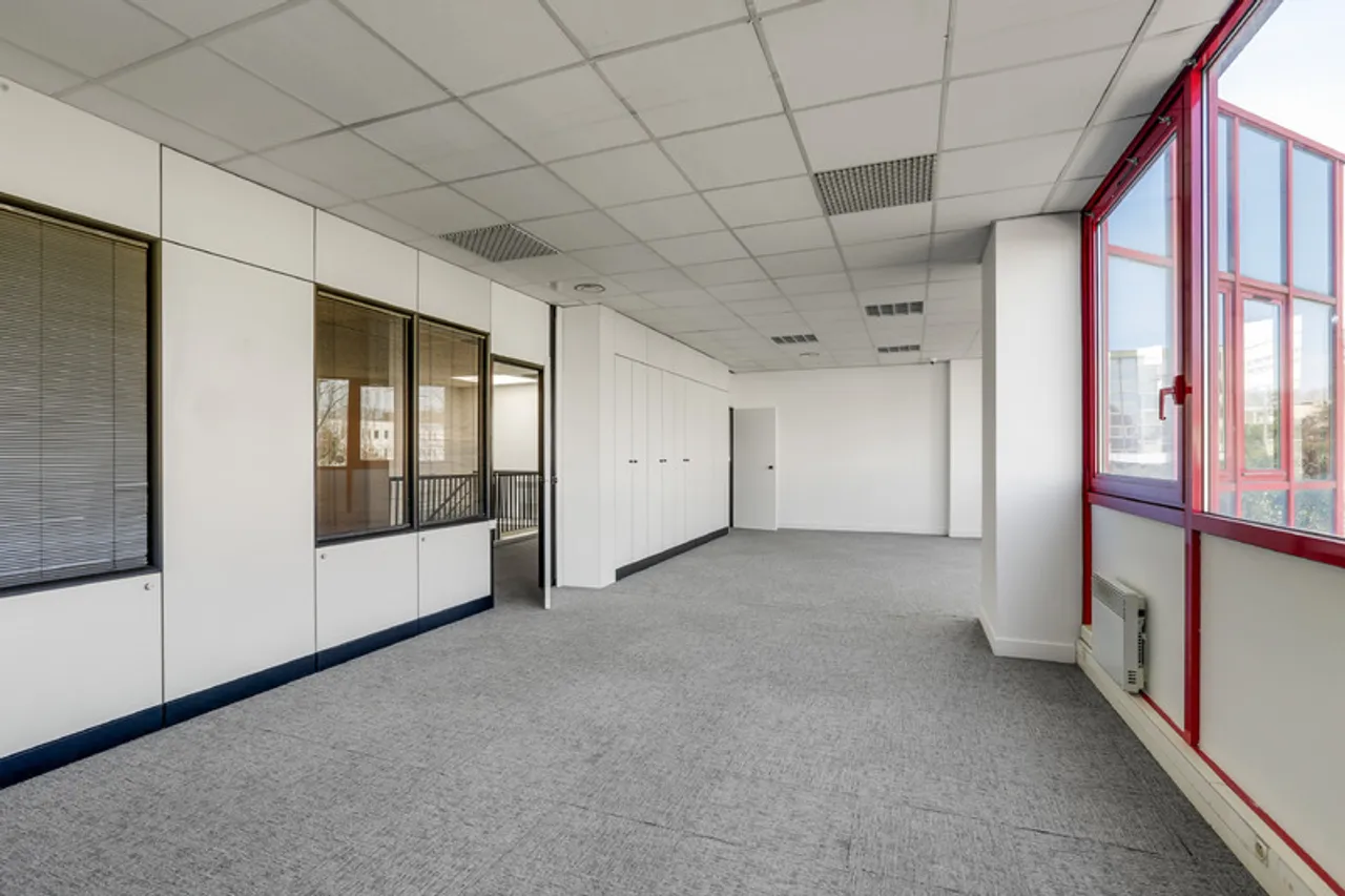 logistics - Activity Facility For Rent - gallery - 10