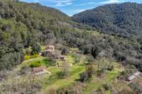 living - 752m² country house for sale in Pla de l'Estany, Girona - gallery thumbnail - 4
