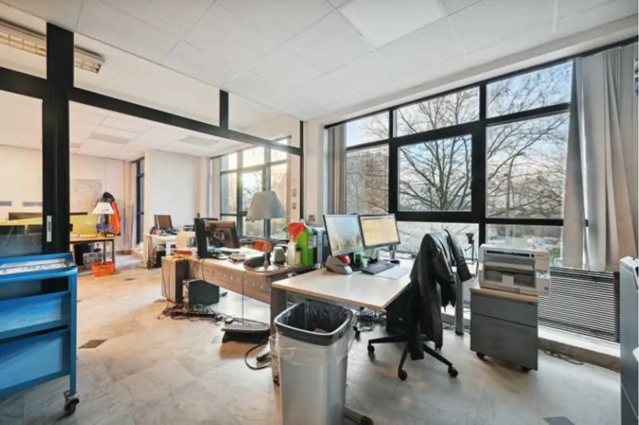 logistics - Activités / Bureaux À Vendre - gallery - 5