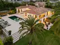 living - 648m² house / villa with 300m² terrace for sale in Nueva Andalucía - gallery thumbnail - 1