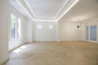 living - 197m² apartment with 15m² terrace for sale in Gran Vía - gallery thumbnail - 3
