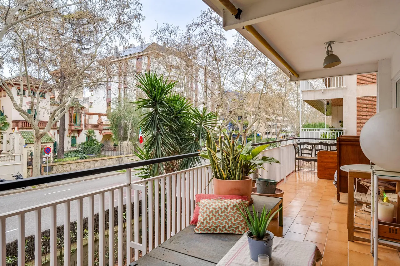 living - 180m² apartment with 23m² terrace for sale in Sant Gervasi - La Bonanova - gallery - 2