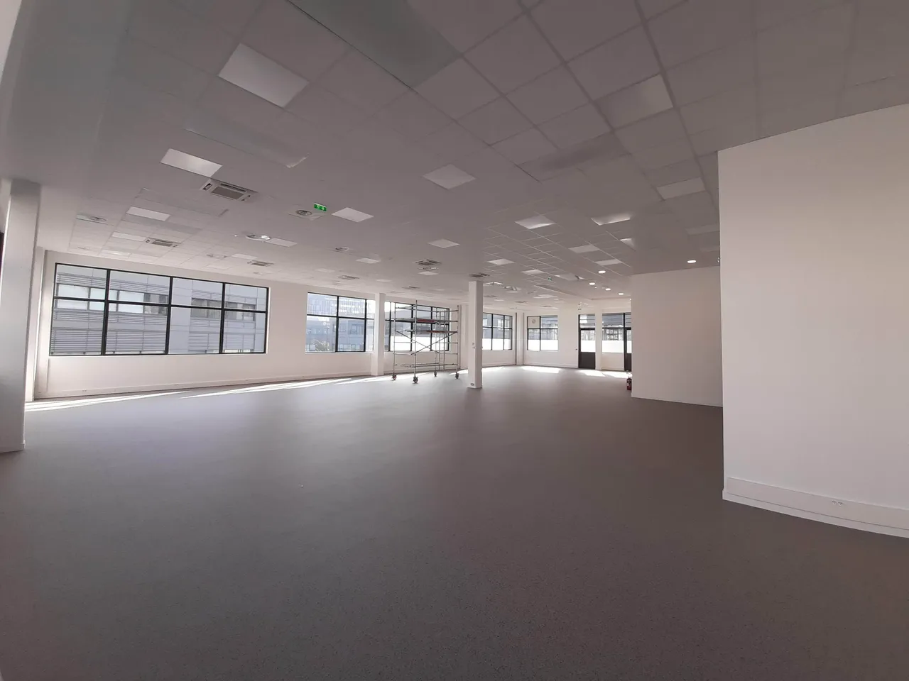 office - Offices For Rent - gallery - 3