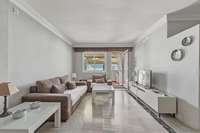 living - Piso de 118m² con 19m² terraza en venta en Milla de Oro - gallery thumbnail - 4