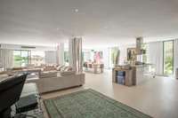 living - Villa de 525 m² en venta en Santa Eulalia, Ibiza - gallery thumbnail - 2