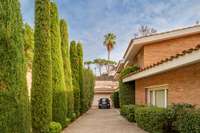 living - 429m² house / villa for sale in Premià de Dalt, Barcelona - gallery thumbnail - 9