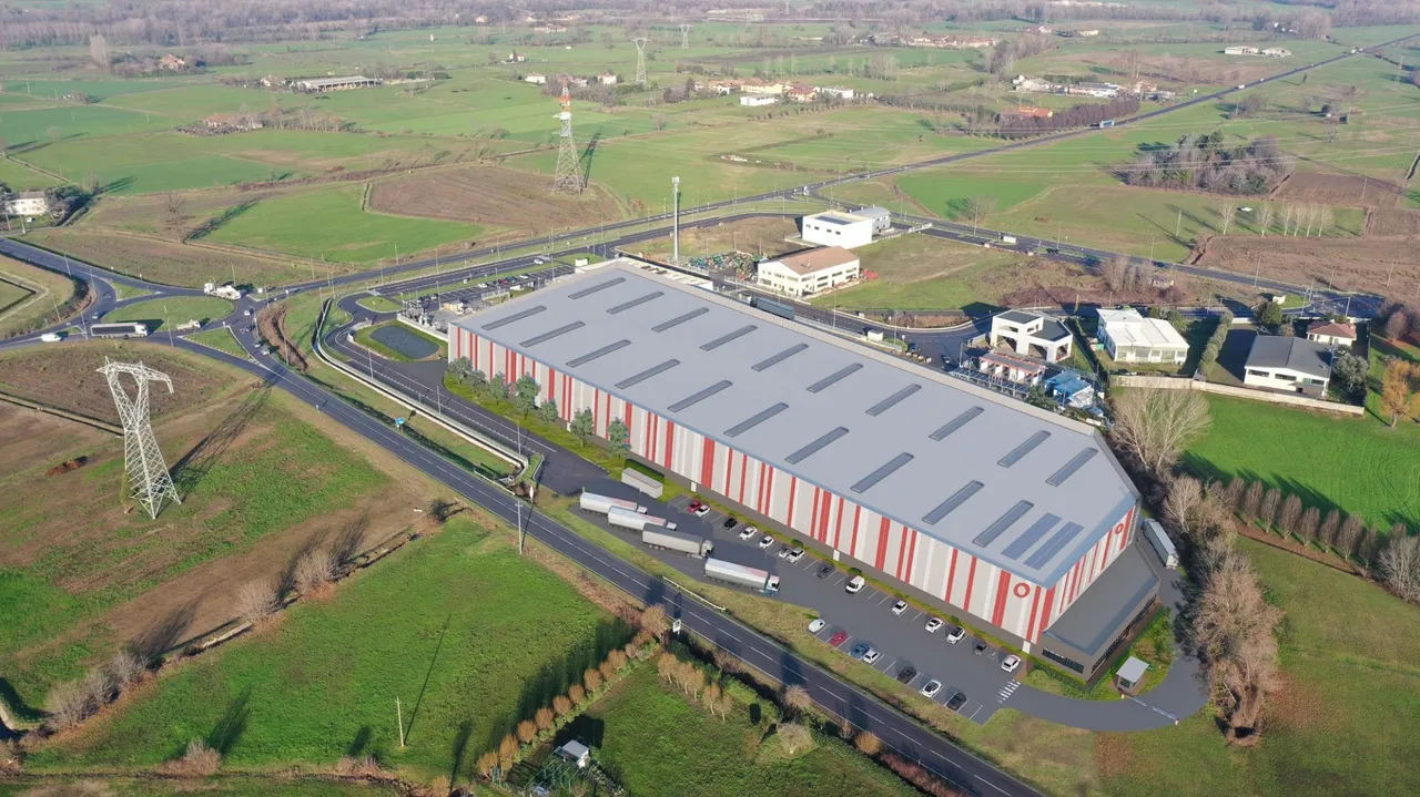 logistics - North West Cremona - Logistics - Dils - gallery - 1