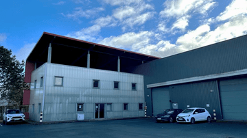 logistics - Light Industrial Premises / Offices For Rent - featured