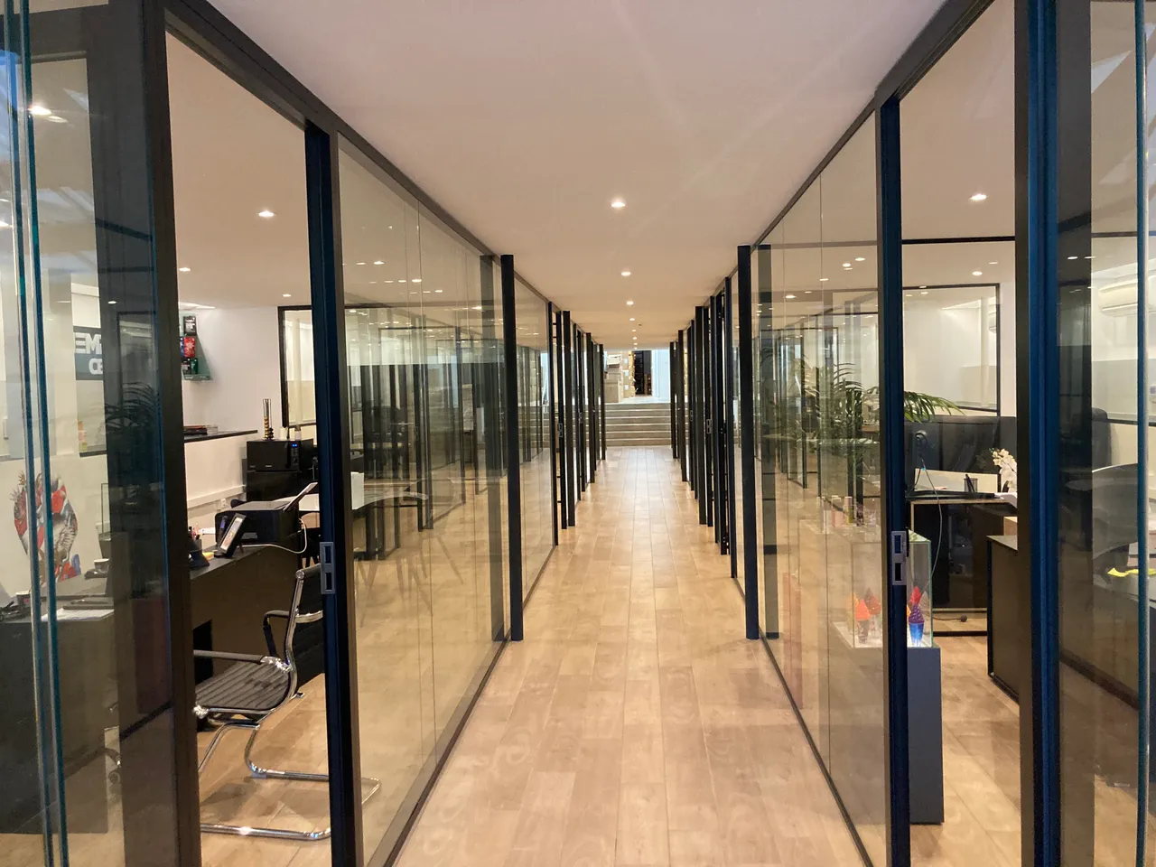 office - Bureaux À Vendre - gallery - 8