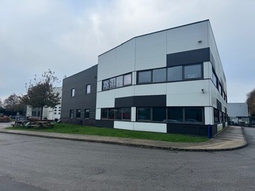 logistics - Light Industrial Premises / Offices For Rent - featured