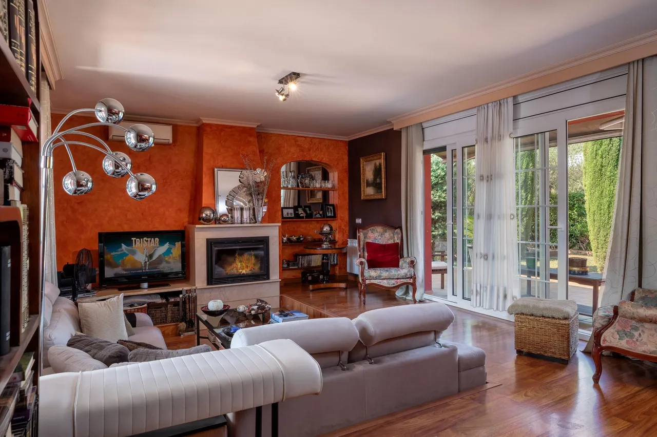 living - Casa / villa de 310m² en venta en Palau, Girona - gallery - 4