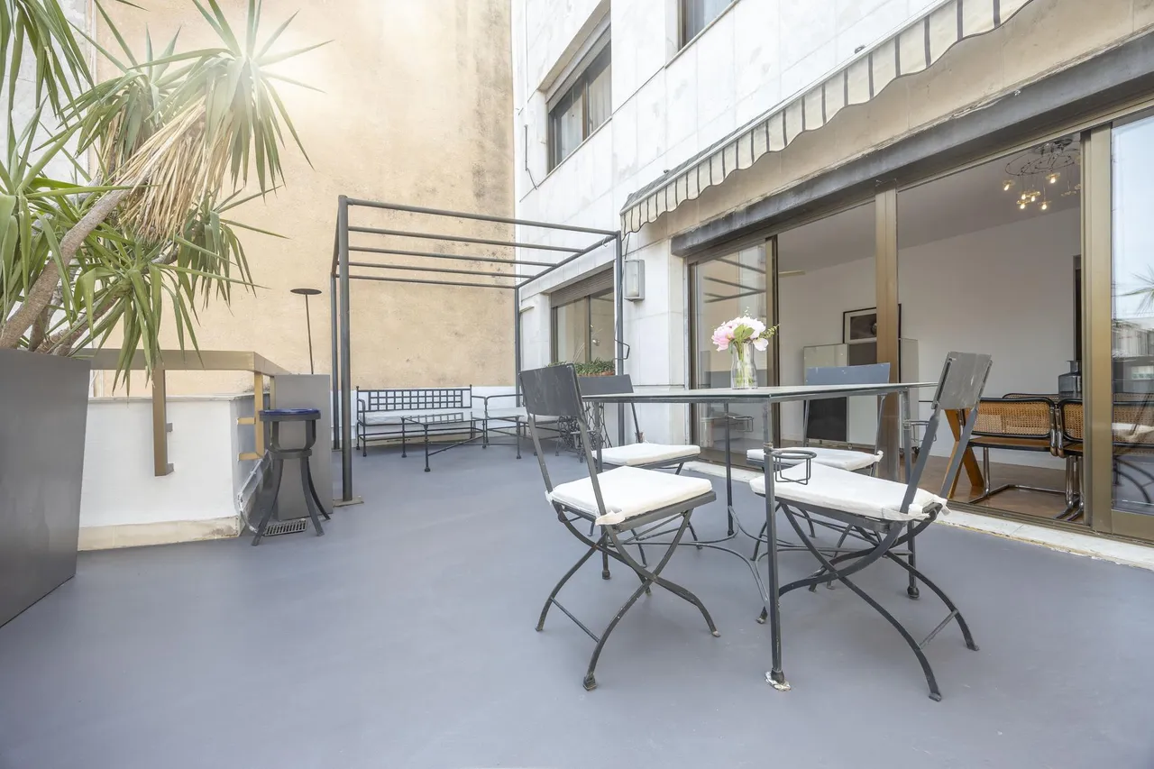 living - Ático de 2 dormitorios con terraza, en alquiler en Pla del Real - gallery - 2