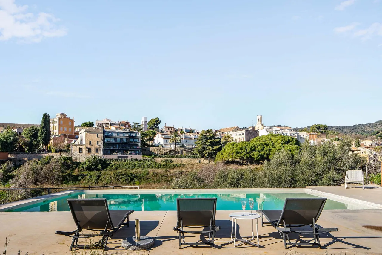 living - 689 m² house for sale in Tiana, Maresme - gallery - 6