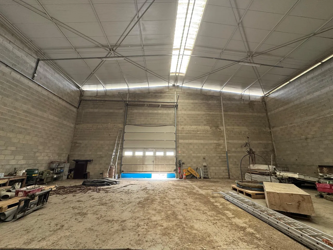 logistics - Entrepôt À Louer - gallery - 2