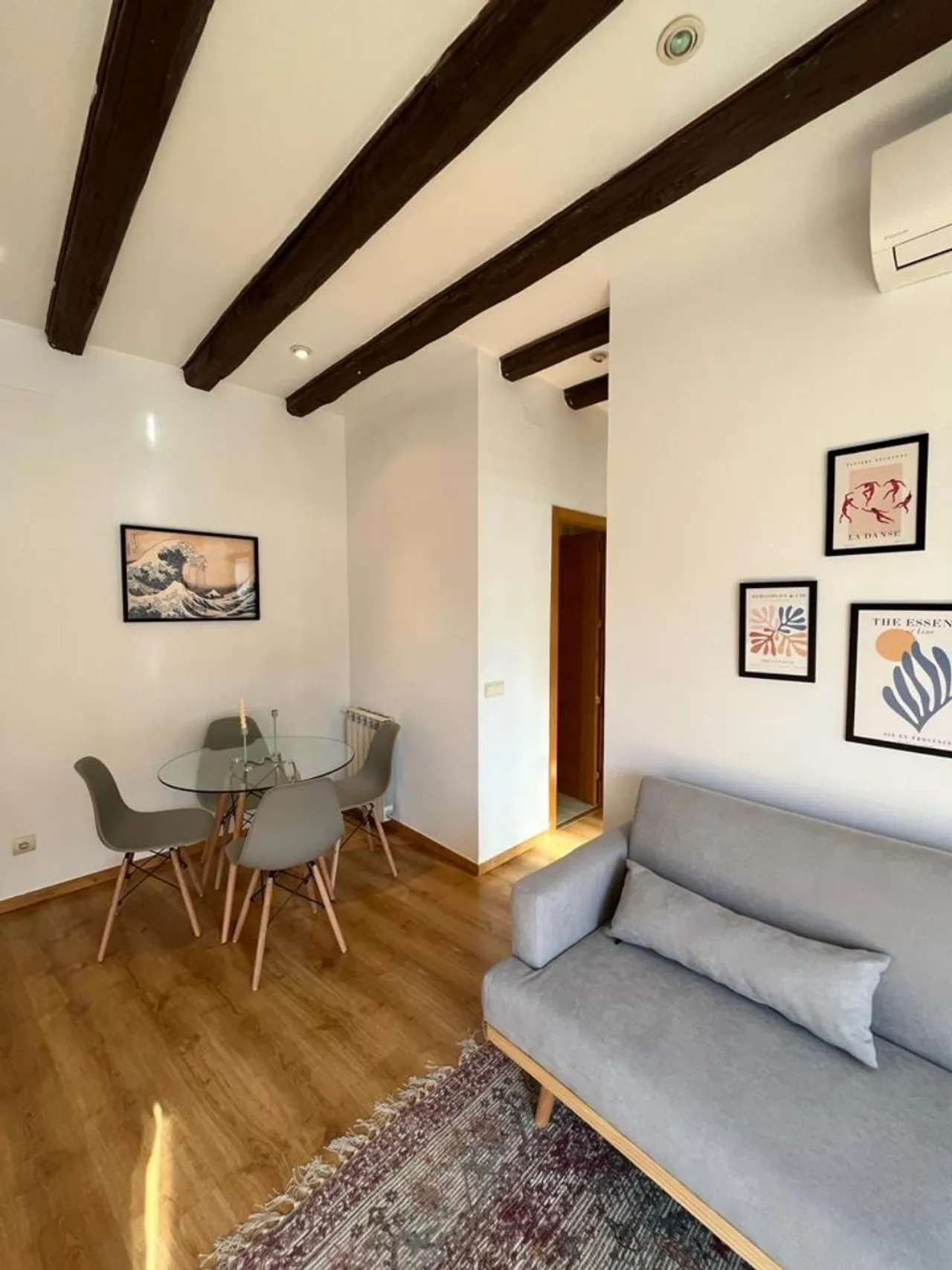 living - 92m² apartment with 32m² terrace for sale in Trafalgar - gallery - 3
