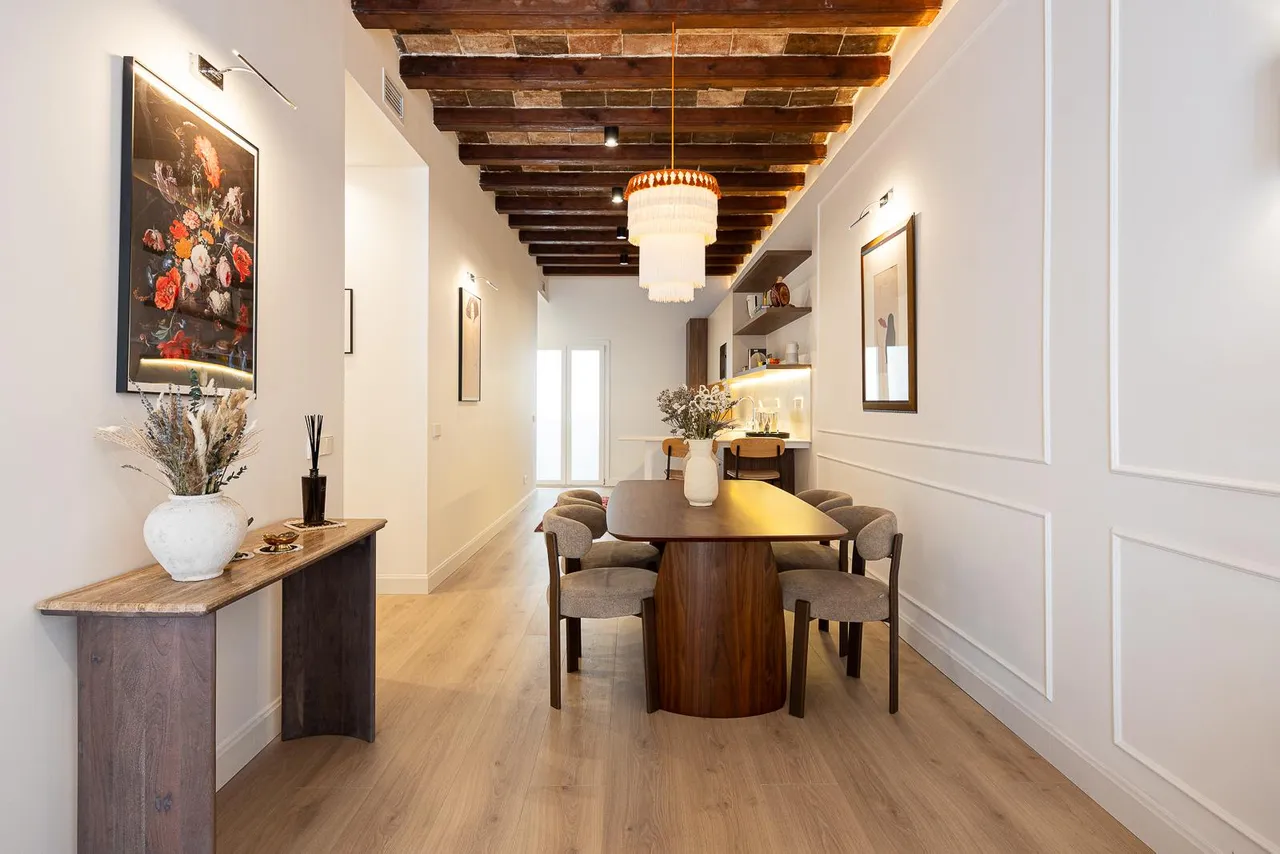 living - 101m² apartment for sale in Poble Sec, Barcelona - gallery - 7