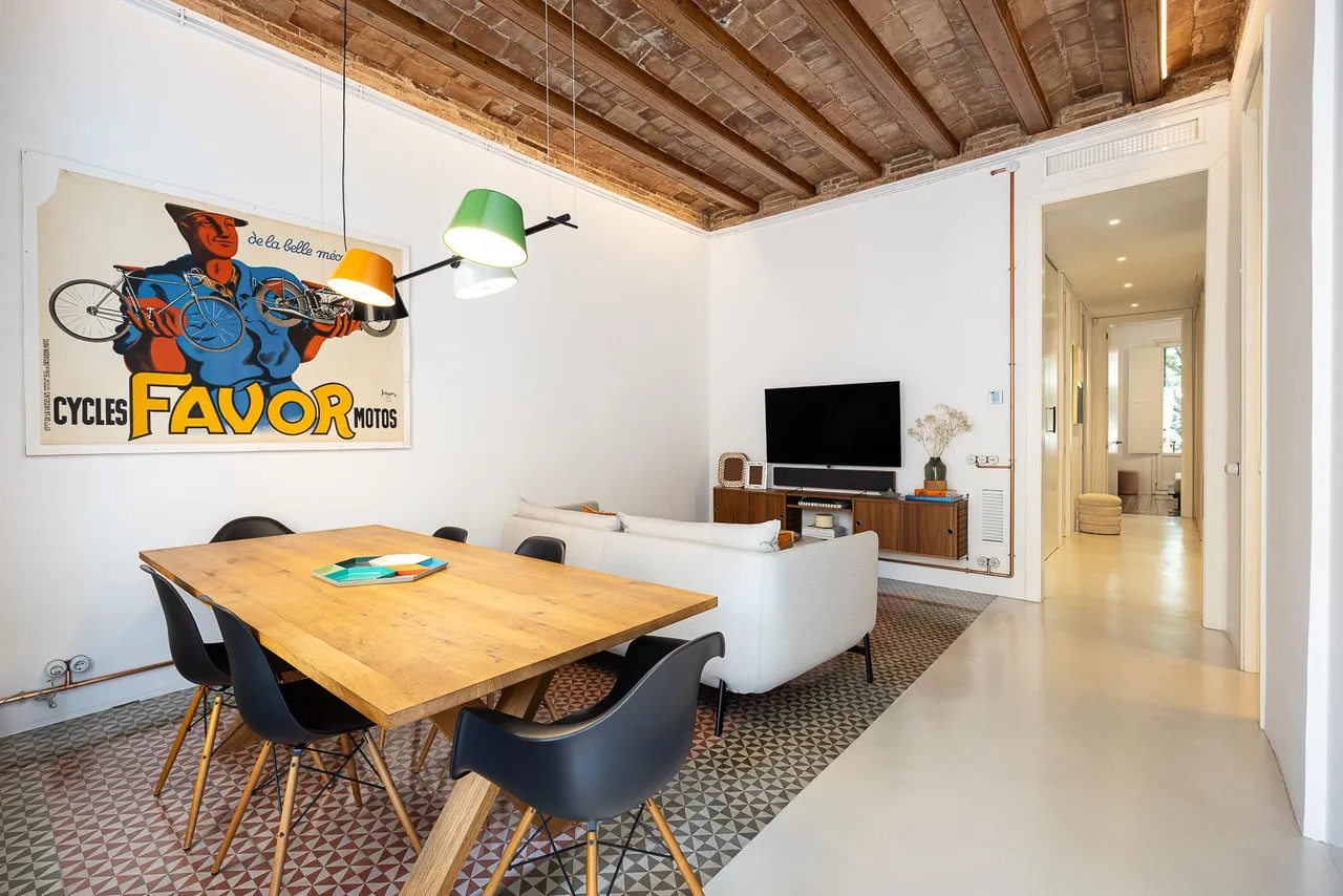 living - 100m² apartment for sale in Eixample Left, Barcelona - gallery - 2