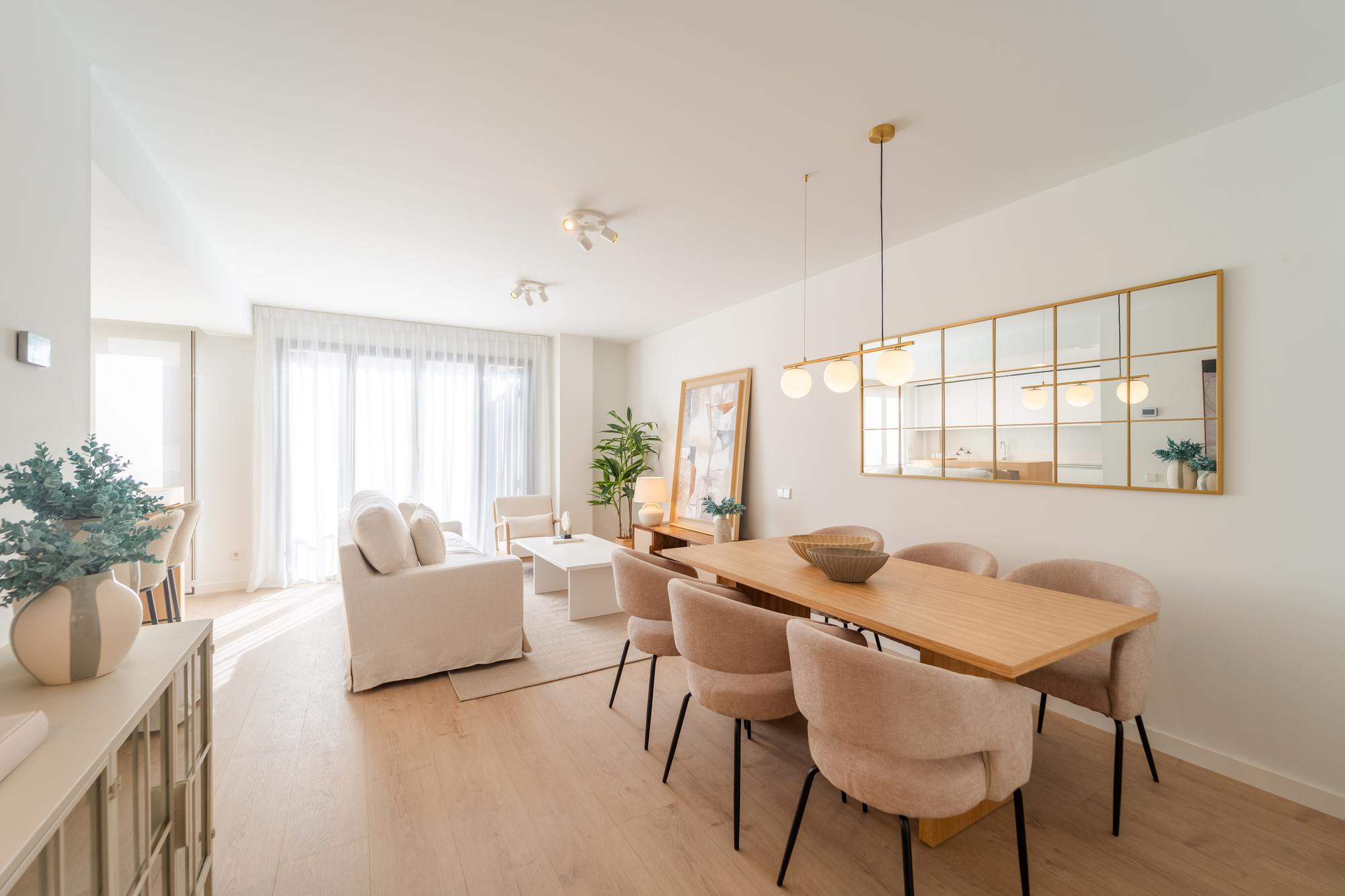 living - 115m² apartment for sale in El Mercat, Valencia - gallery thumbnail - 6