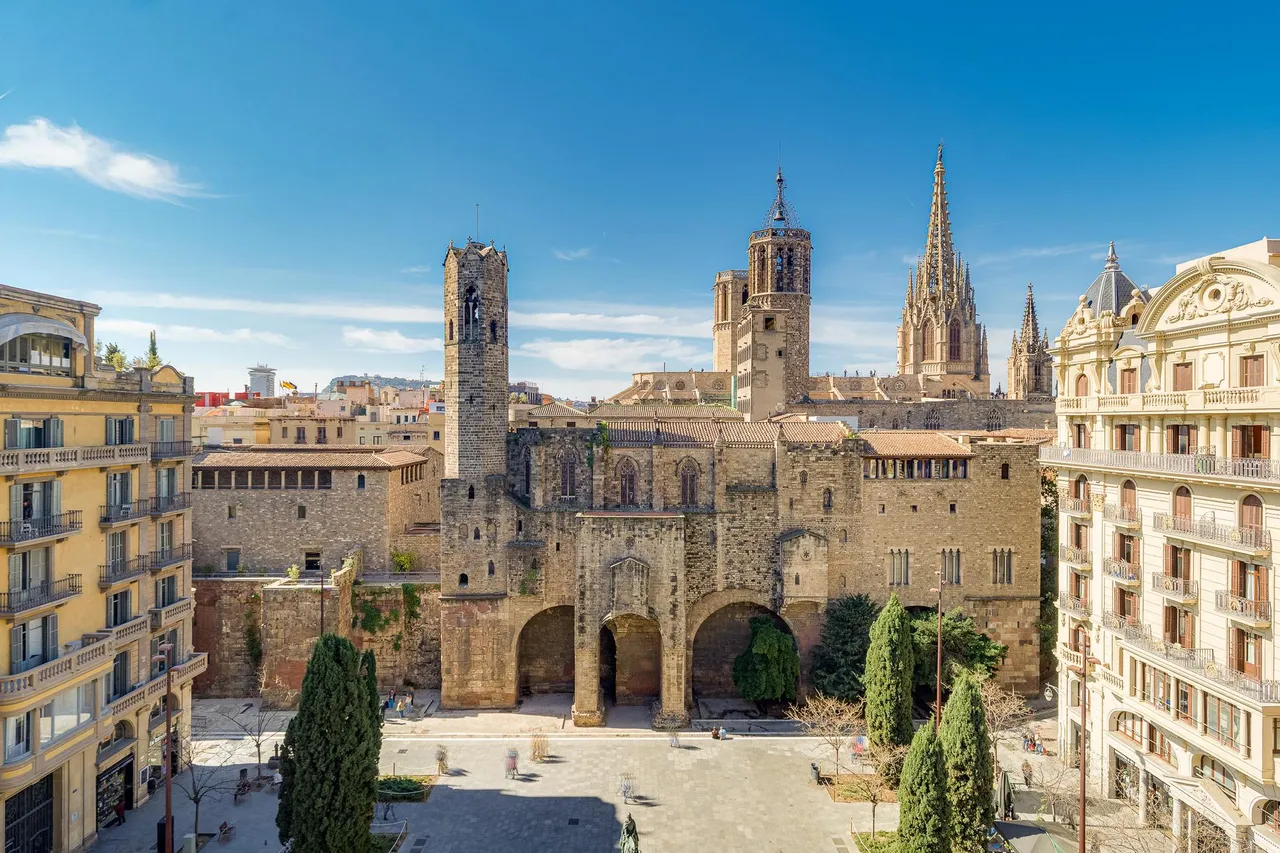 living - 111m² penthouse for sale in El Born, Barcelona - gallery - 4