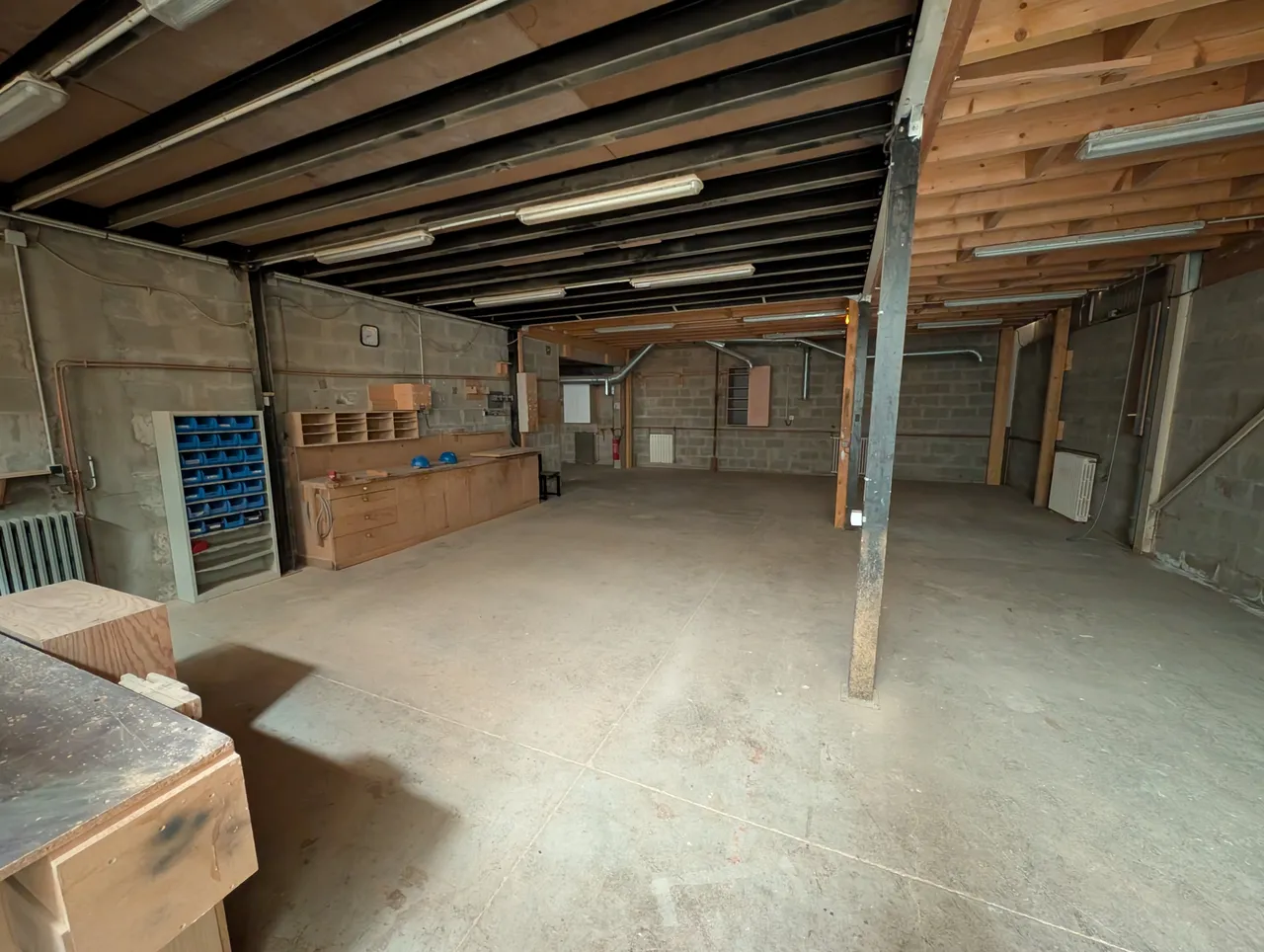 logistics - Activity Facility For Sale - gallery - 9