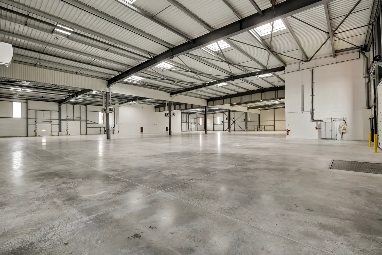 logistics - Activités / Bureaux À Louer - gallery - 8