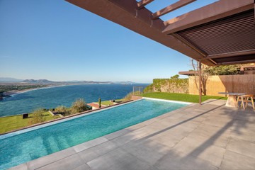 living - Casa / villa de 340m² en venta en Sa Riera, Costa Brava - featured