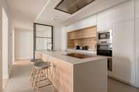 living - 250m² apartment for rent in Sol, Madrid - gallery thumbnail - 10
