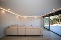 living - Pazo de 240m² con 1,100m² de jardín en alquiler en Valdemorillo - gallery thumbnail - 9