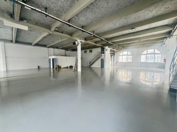 logistics - Entrepôt / Bureaux À Louer - featured