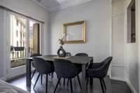 living - Piso de 93m² en venta en Eixample Derecho, Barcelona - gallery thumbnail - 5