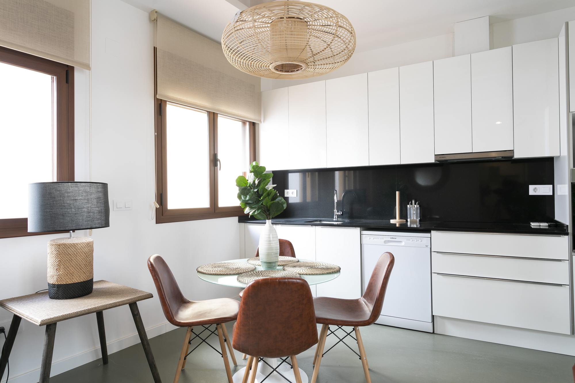 living - 85m² apartment with 7m² terrace for sale in Gótico - gallery thumbnail - 9