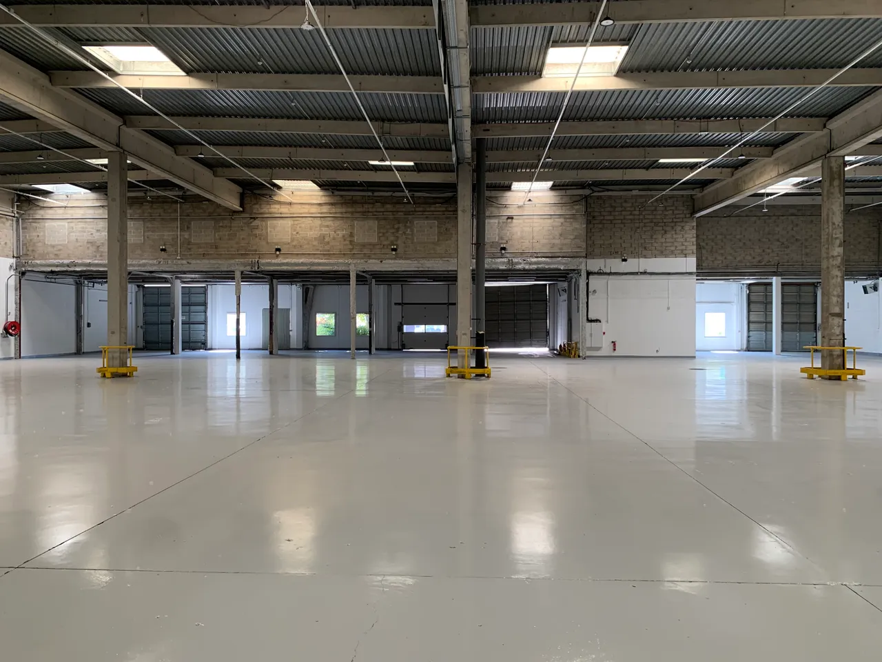 logistics - Warehouse / Offices For Rent - gallery - 7