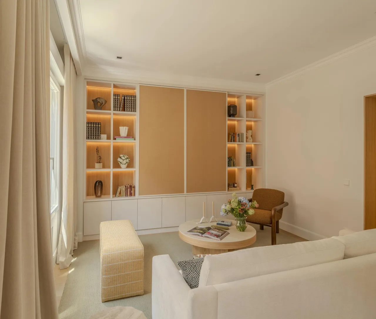 living - Piso de 170m² en venta en Ibiza, Madrid - gallery - 2