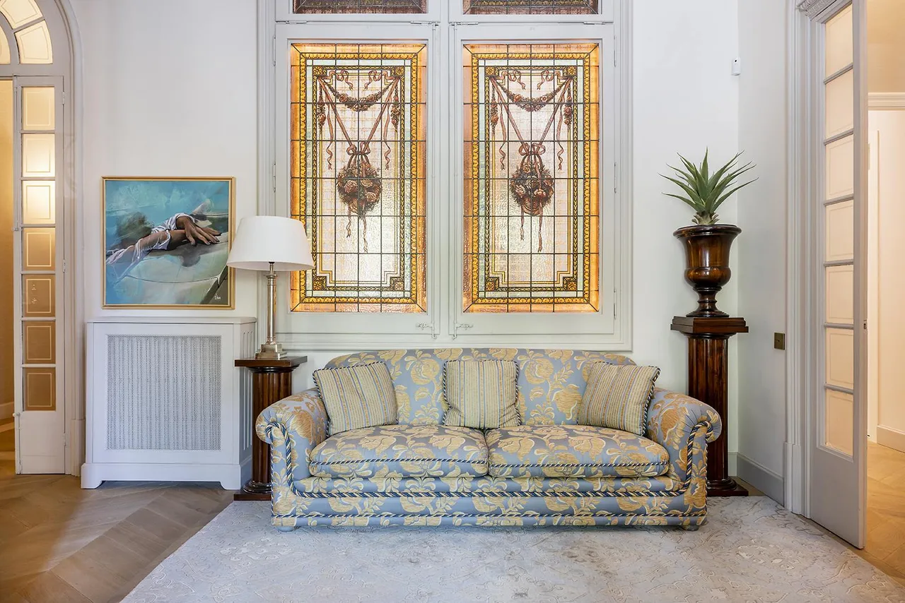 living - 409m² apartment with 264m² terrace for sale in Eixample Right - gallery - 9