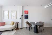 living - Edificio de 1,357m² en venta en Eixample Derecho, Barcelona - gallery thumbnail - 10