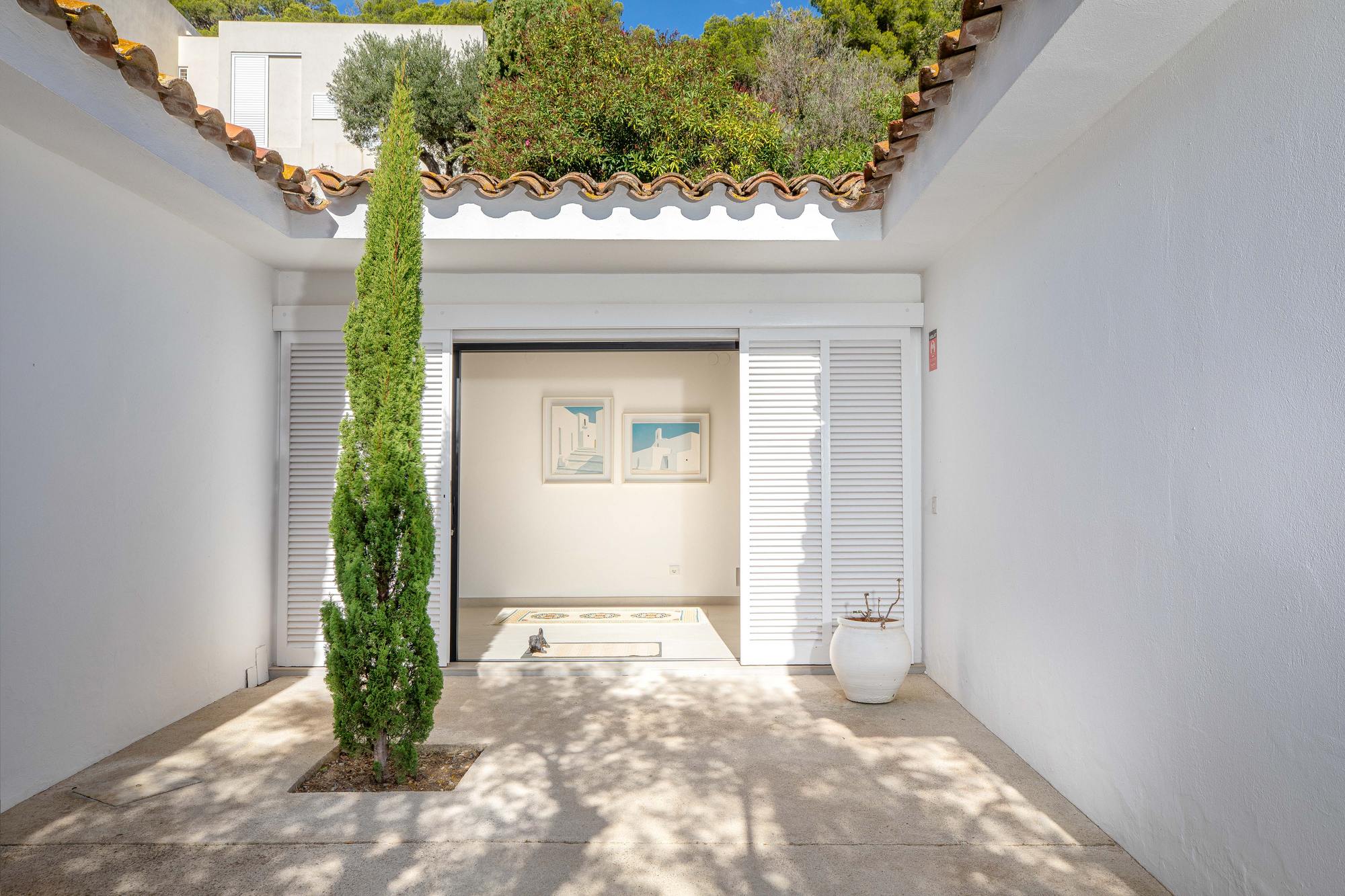 living - 395m² house / villa for sale in Aiguablava, Costa Brava - gallery thumbnail - 7