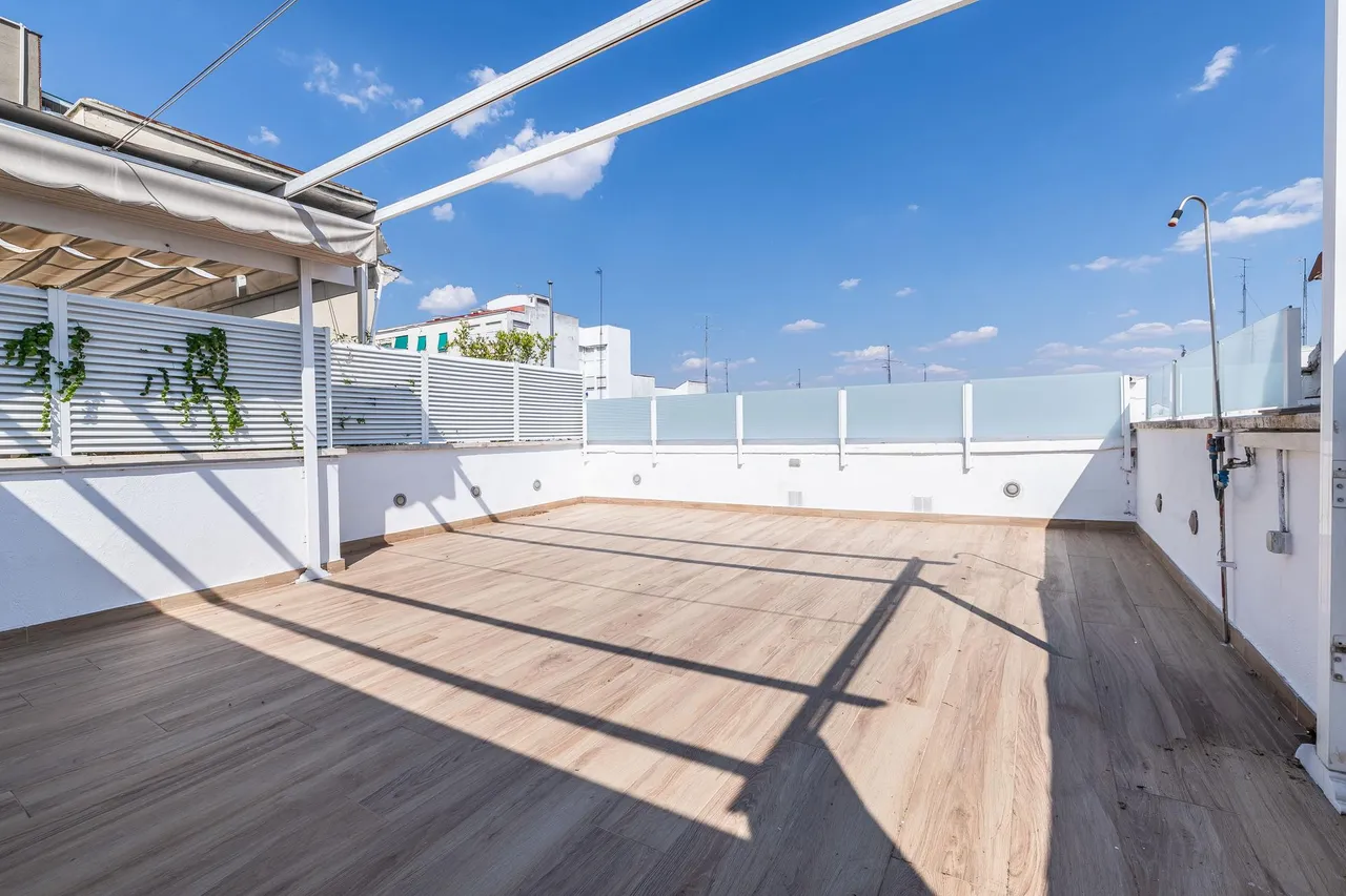 living - Ático de 166m² en venta en Pacífico, Madrid - gallery - 3