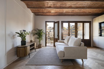 living - 104m² apartment with 15m² terrace for sale in Eixample Right - featured