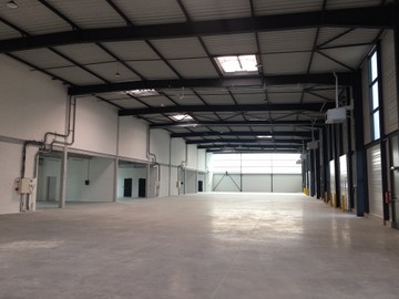 logistics - Activités / Bureaux À Louer - featured