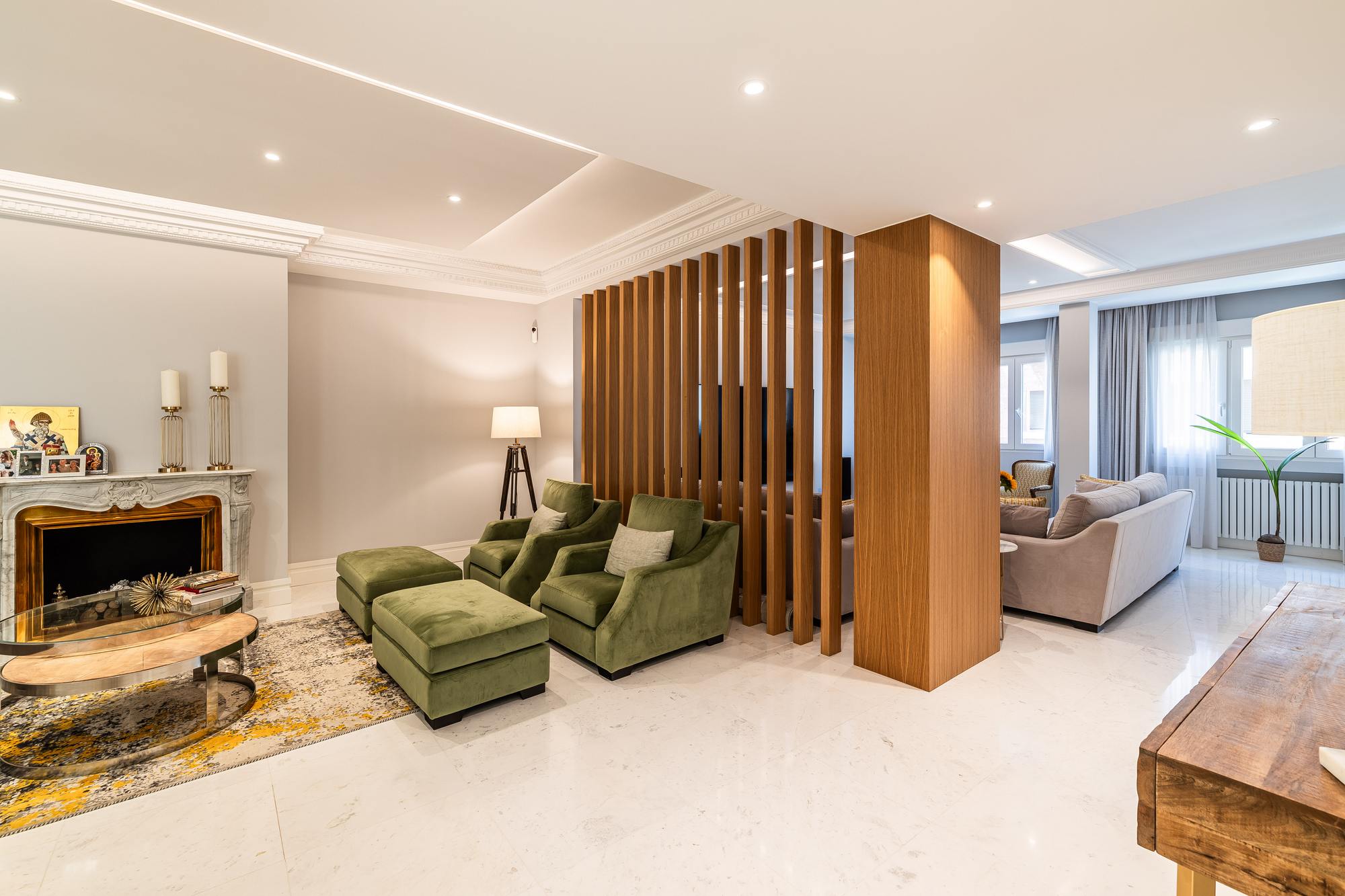living - Piso de 374m² en venta en Ríos Rosas, Madrid - gallery - 2