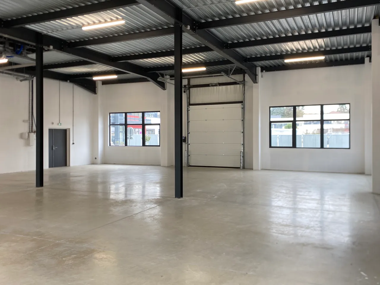 logistics - Activity Facility For Rent - gallery - 4