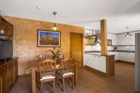 living - Villa de 4 dormitorios con piscina en venta en Cabrera - gallery thumbnail - 10