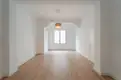 living - Piso de 139m² en alquiler en Gran Vía, Valencia - gallery thumbnail - 3