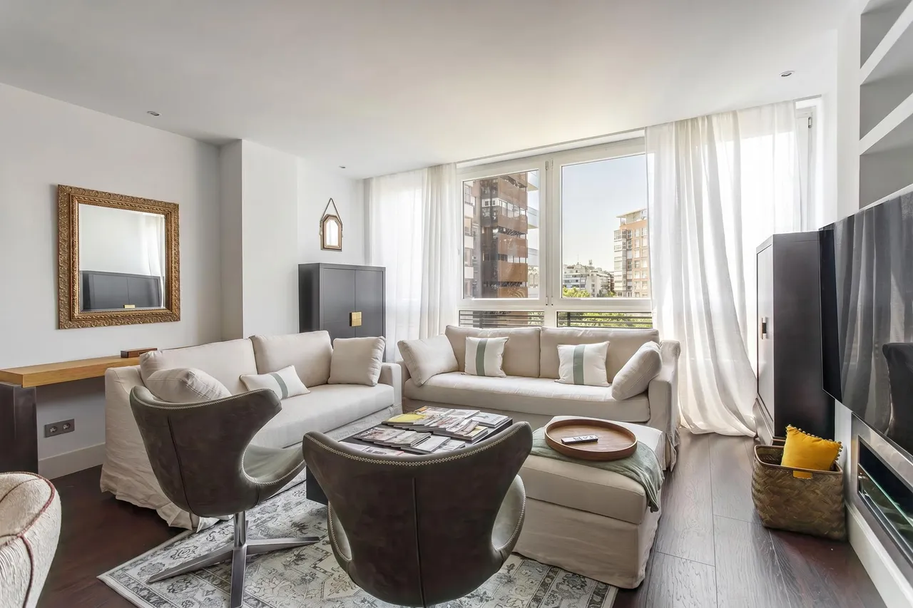 living - 130m² apartment for rent in Lista, Madrid - gallery - 1