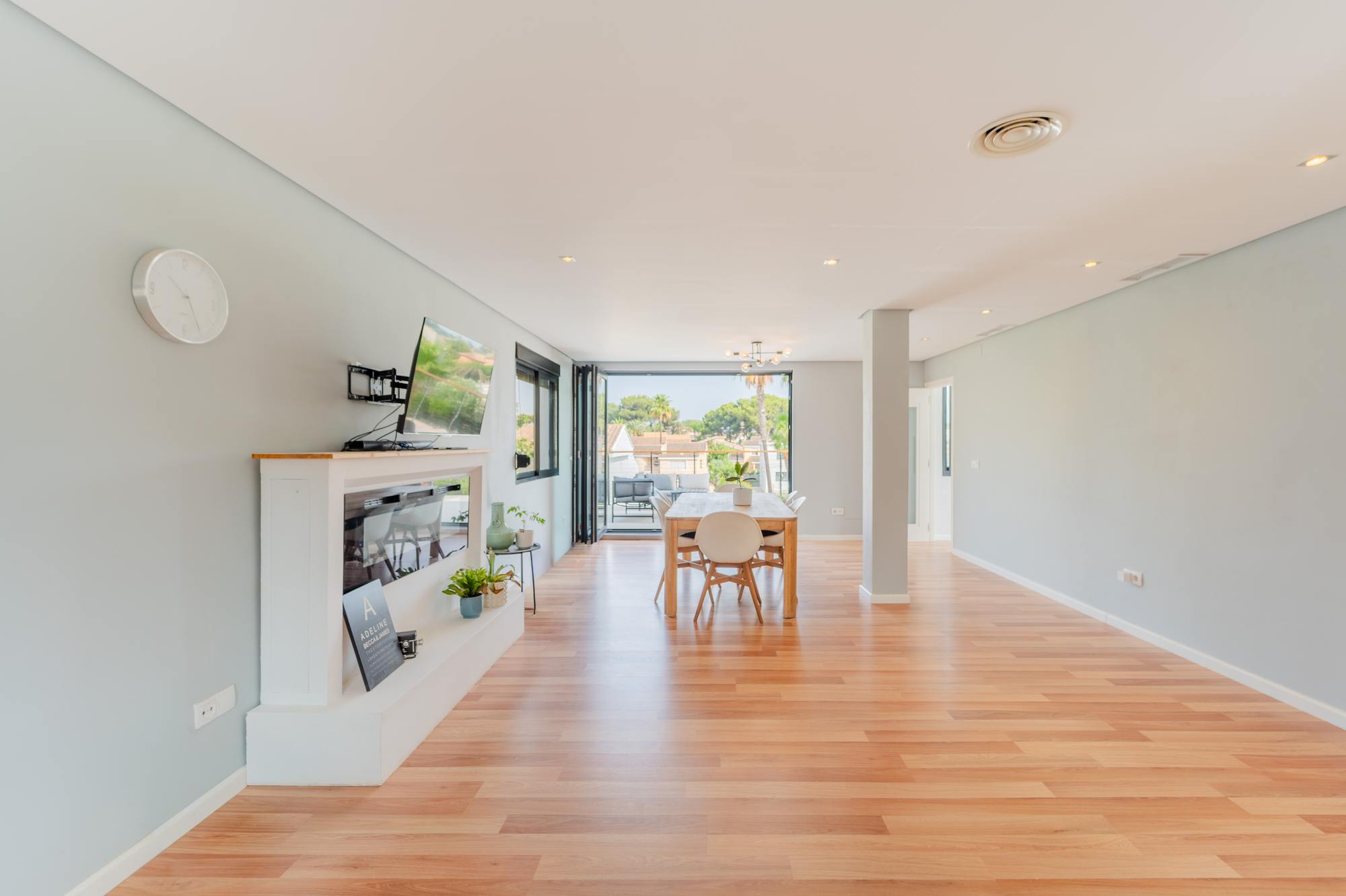 living - Casa / villa de 322m² con 40m² terraza en venta en La Eliana - gallery thumbnail - 7