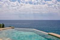 living - Casa / villa de 310m² en venta en Lloret de Mar - gallery thumbnail - 3
