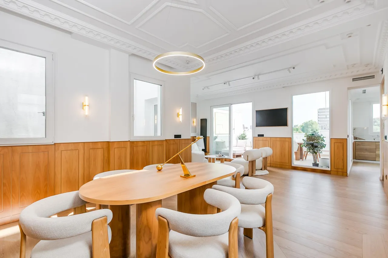 living - 140m² penthouse for sale in Castellana, Madrid - gallery - 4