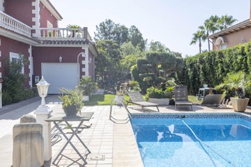 living - 430m² house / villa for sale in La Eliana, Valencia - featured