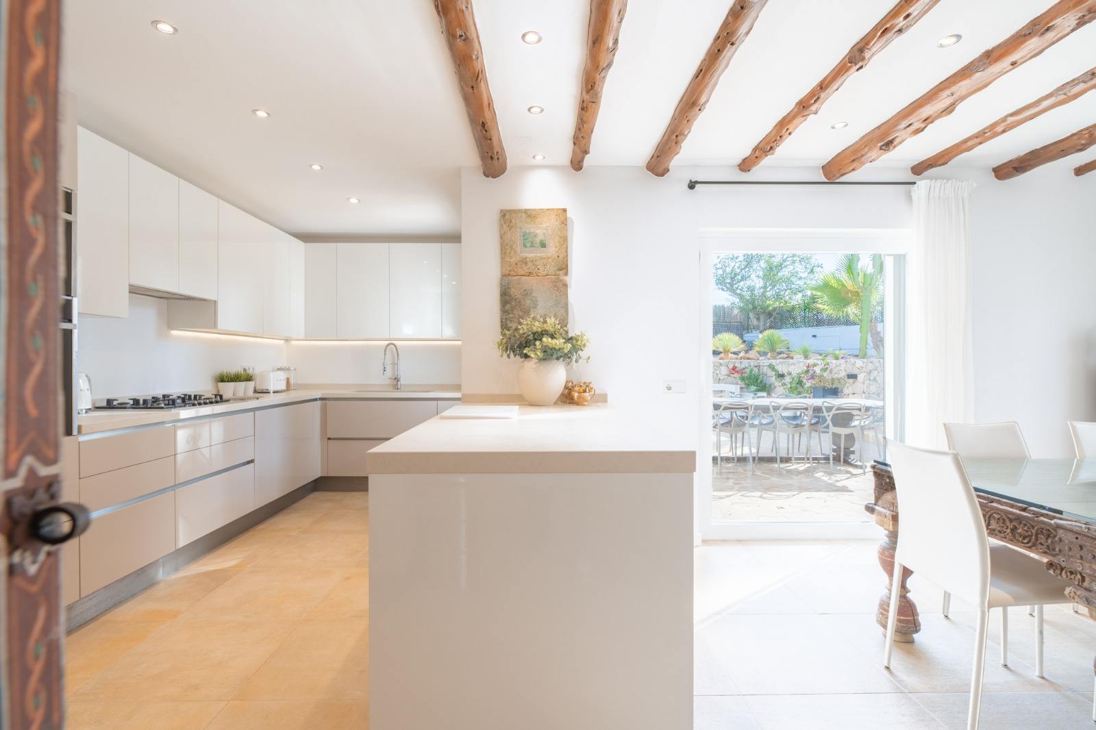 living - Casa / villa de 689m² en venta en Ibiza ciudad - gallery thumbnail - 6